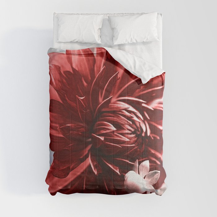 Rose Tint Dahlia Comforter