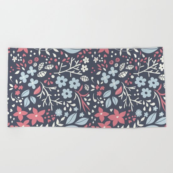 Floral pattern with doodles of flowers and leaves Beach Towel