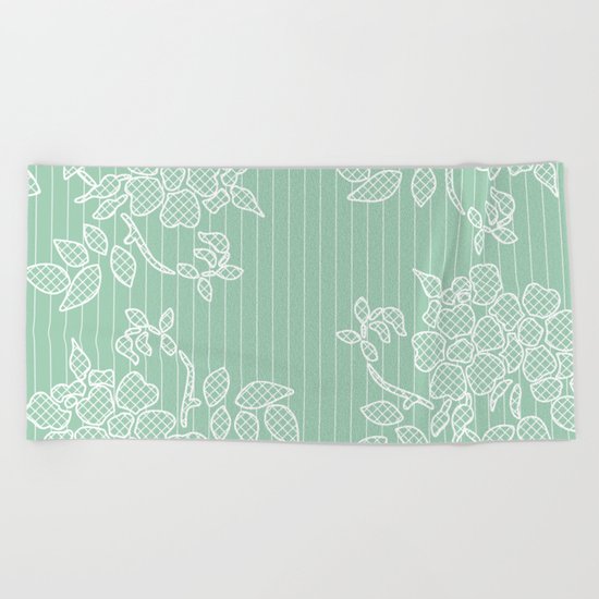 SPRING IN GREEN Beach Towel