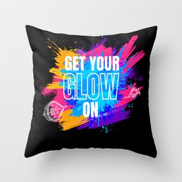 Get Your Glow On Festival Edm Musik Throw Pillow