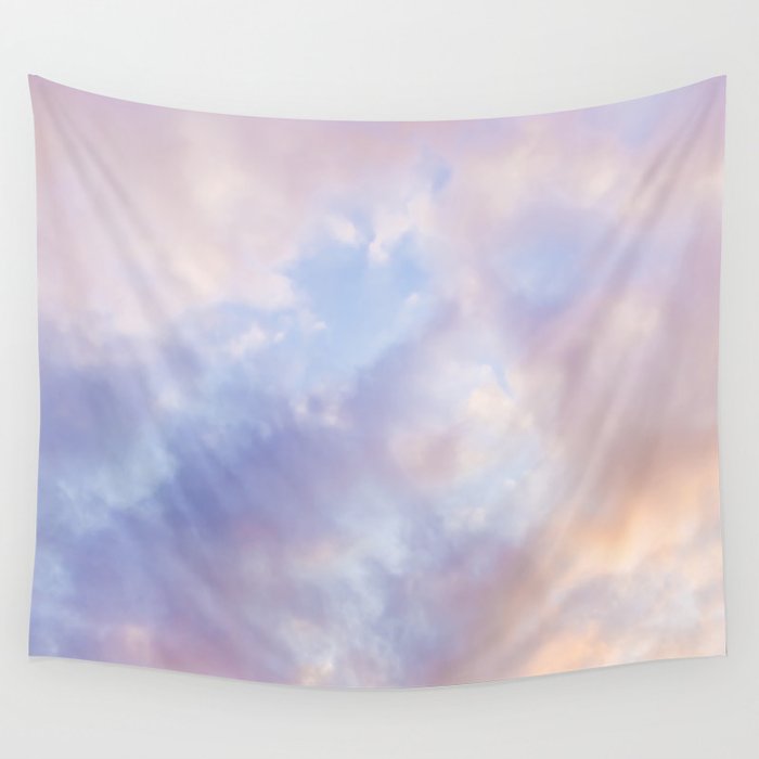 Pink sky / Photo of heavenly sky Wall Tapestry