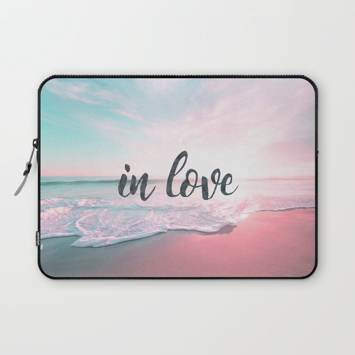 In Love on the beach Laptop Sleeve