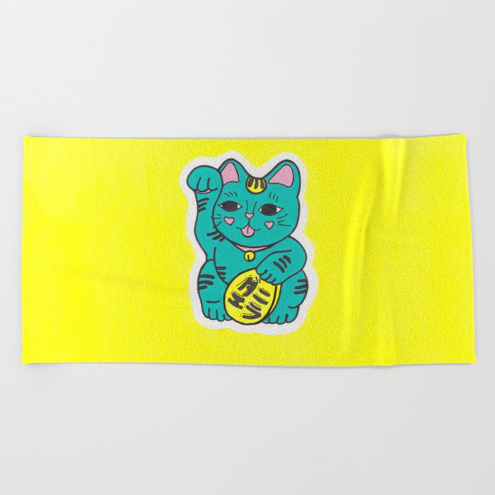 Manekineko Beach Towel