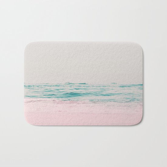 Vintage Pastel Ocean Waves Bath Mat