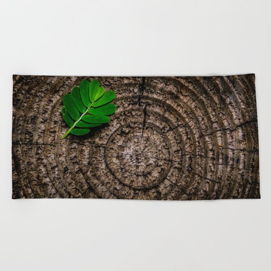 Green leaf Brown wood Beach Towel