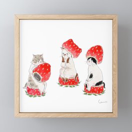 Yasagure Ichigo Nyanco - Strawberry Kitty - Framed Mini Art Print