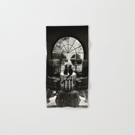 Room Skull B&W Hand & Bath Towel
