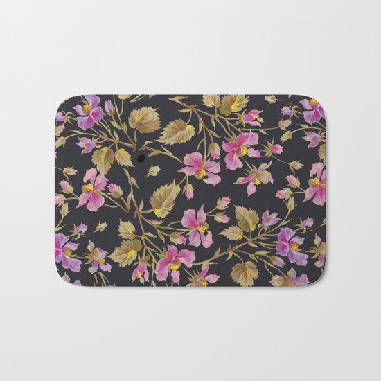 beach roses Bath Mat