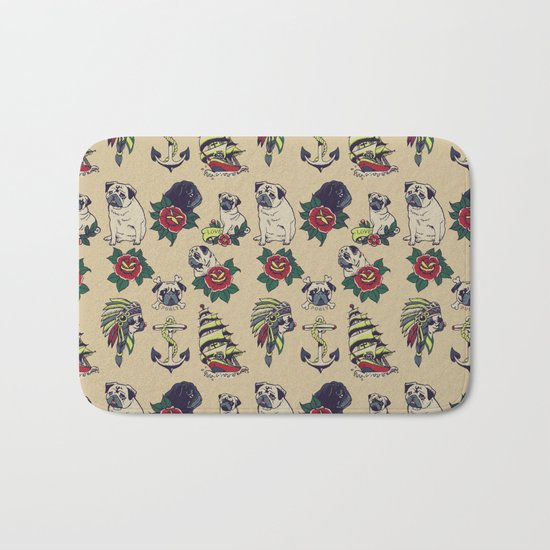 Pugs and the sea Bath Mat