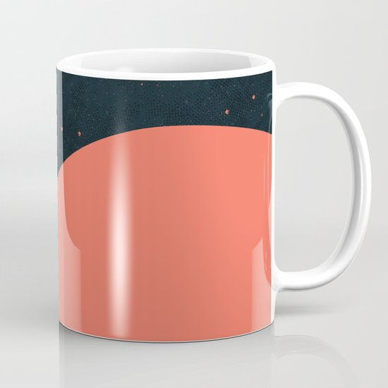 Night fills up the sky Coffee Mug