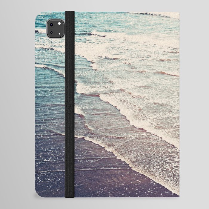 Ocean Waves Retro iPad Folio Case