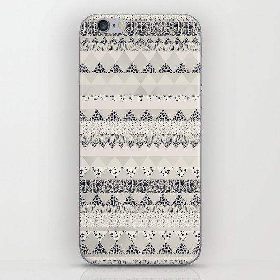 MONOTONE GEOMETRIC ANIMAL PRINT iPhone & iPod Skin