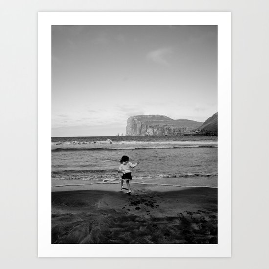 Dancing with the ocean Art Print