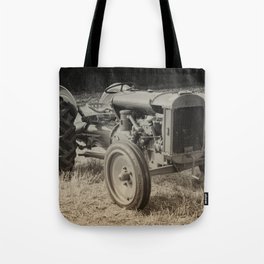 Early Fergie Tote Bag