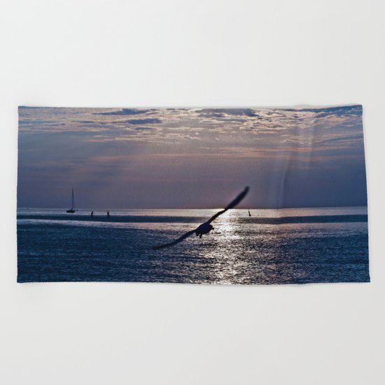 liberta infinita Beach Towel