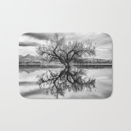 "Magic tree" Mono Bath Mat