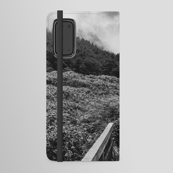 Clouds Over the Cliffs | Oregon Coast | Black and White Travel Photography Android Wallet Case