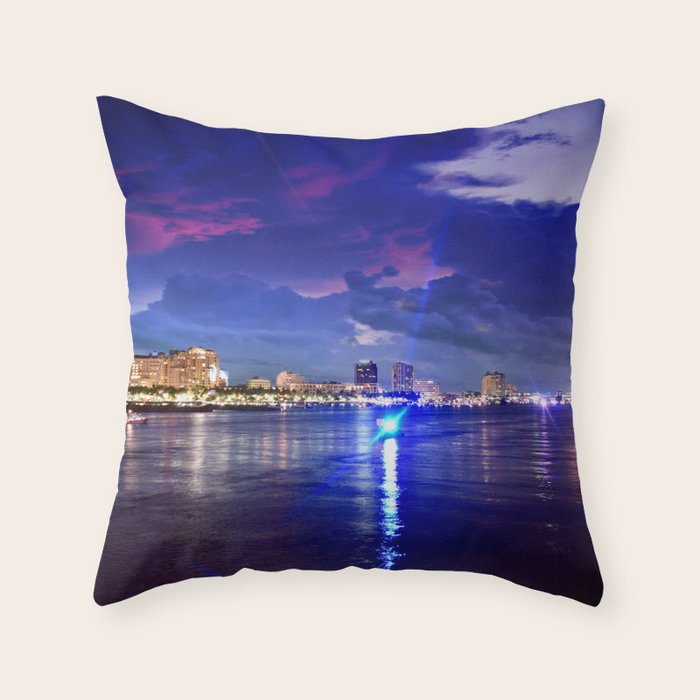 the best Bedroom Accent Pillows
