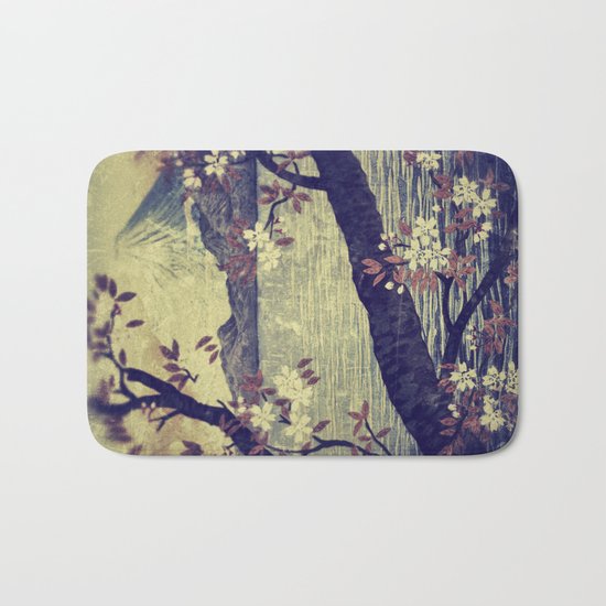 Templing at Hanuii Bath Mat