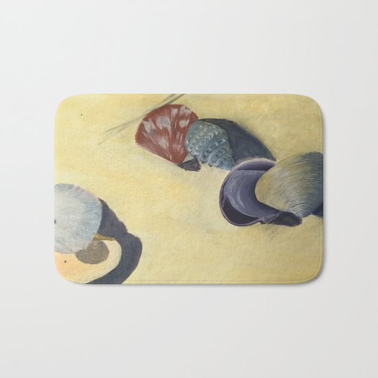 Scattering shells Bath Mat