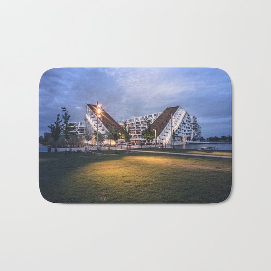 8 House Bath Mat