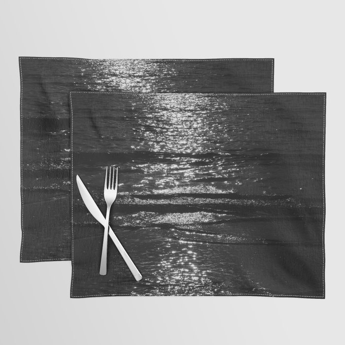 Calm Black and White Ocean Waves Placemat