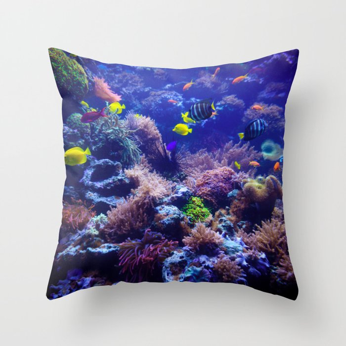 Underwater Photography Fish Tank Throw Pillow