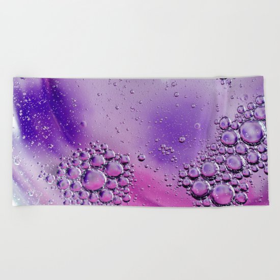 Oil Bubbles Beach Towel