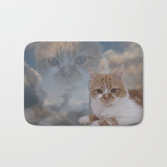 Dramatic Cat Face Bath Mat