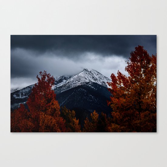 Dark mountains Canvas Print