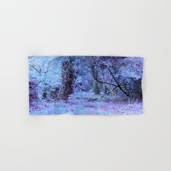 Periwinkle Tree Landscape Hand & Bath Towel