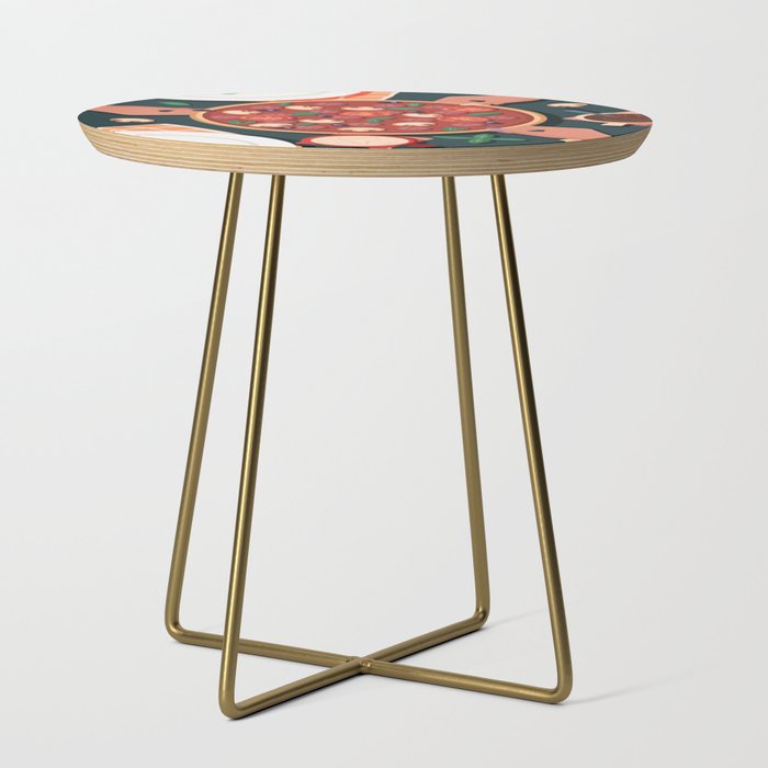 Sharing pizza Side Table