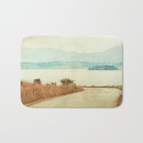 The Curve Bath Mat