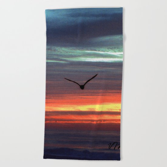 Black Gull by nite Beach Towel