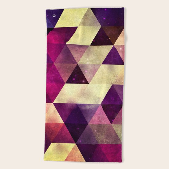 lyzy wyykks Beach Towel