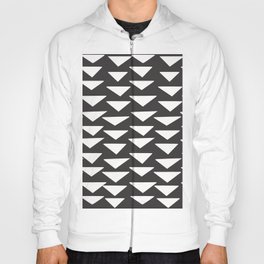7-1010-0n-P1, White rounded triangles, big size, Hoody