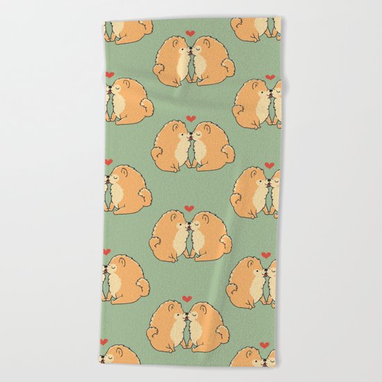 Pomeranian Kisses Beach Towel