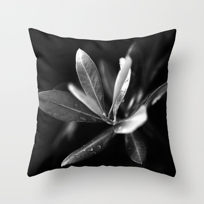 olive leaves Throw Pillow