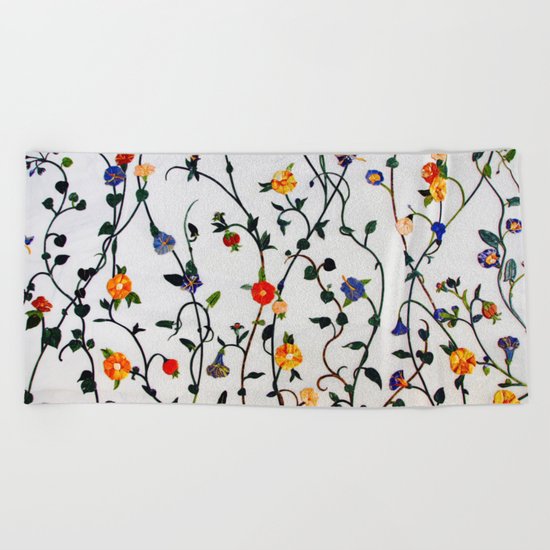 FLORAL AND VINE ABSTRACT PATTERN Beach Towel