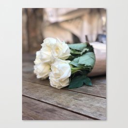All be roses Canvas Print
