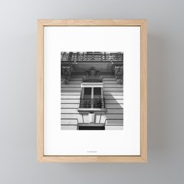 La fenêtre Framed Mini Art Print