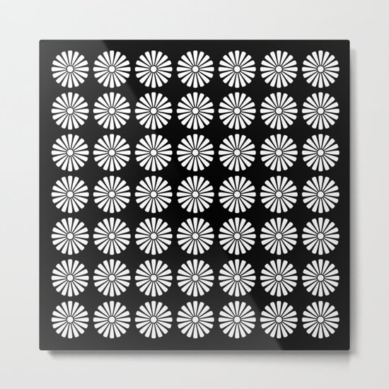 Black And White Flowery Daisy Pattern Metal Print