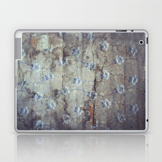 Old wallpaper, one Laptop & iPad Skin