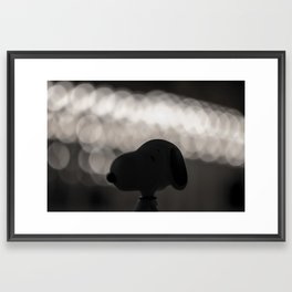 Snoopy Bokeh Framed Art Print