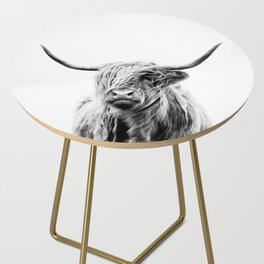 portrait of a highland cow Side Table