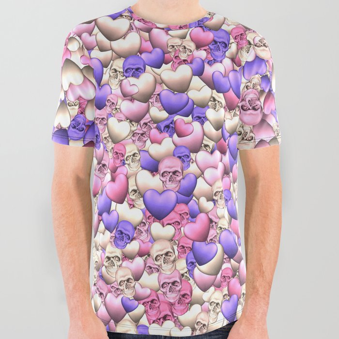 Hearts and skulls All Over Graphic Tee