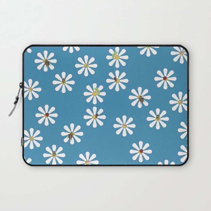 Bugs on Daisies in Dark Blue Laptop Sleeve