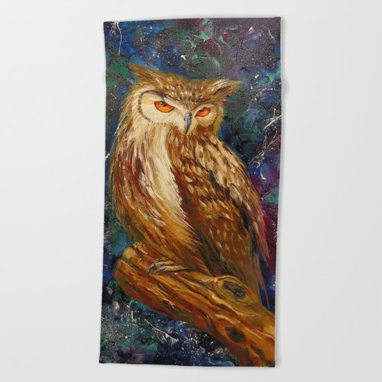 Wise owl Beach Towel