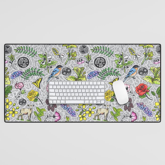 Tres Sabores Spring Desk Mat