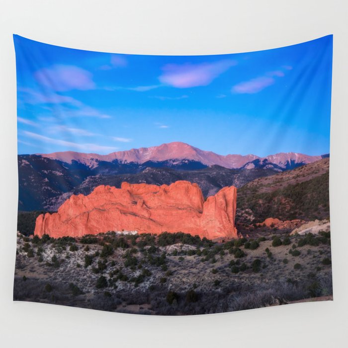 Pikes Peak - Sunrise Over Garden of the Gods in Colorado Springs Wall Tapestry